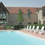 Les - Domaine De 3* Crécy-la-Chapelle