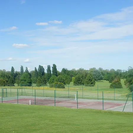 Les - Domaine De 3* Crecy-la-Chapelle