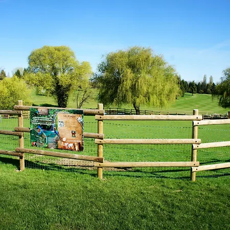 Les - Domaine De 3* Crecy-la-Chapelle