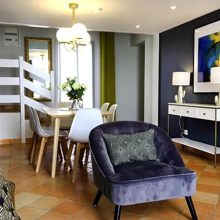 Les - Domaine De Hotel Crecy-la-Chapelle