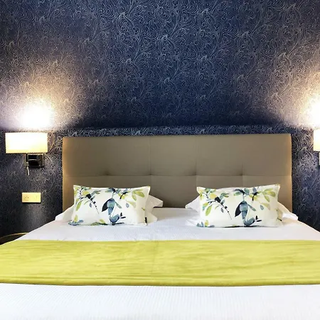 Les - Domaine De 3* Crecy-la-Chapelle